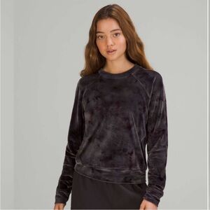 Lululemon Velour Warm Down Velvet Crewneck in Interstellar Women’s Size 6